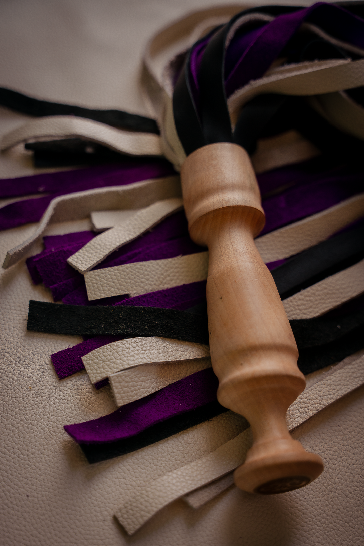 Flgr_ Maple_white.purple.black