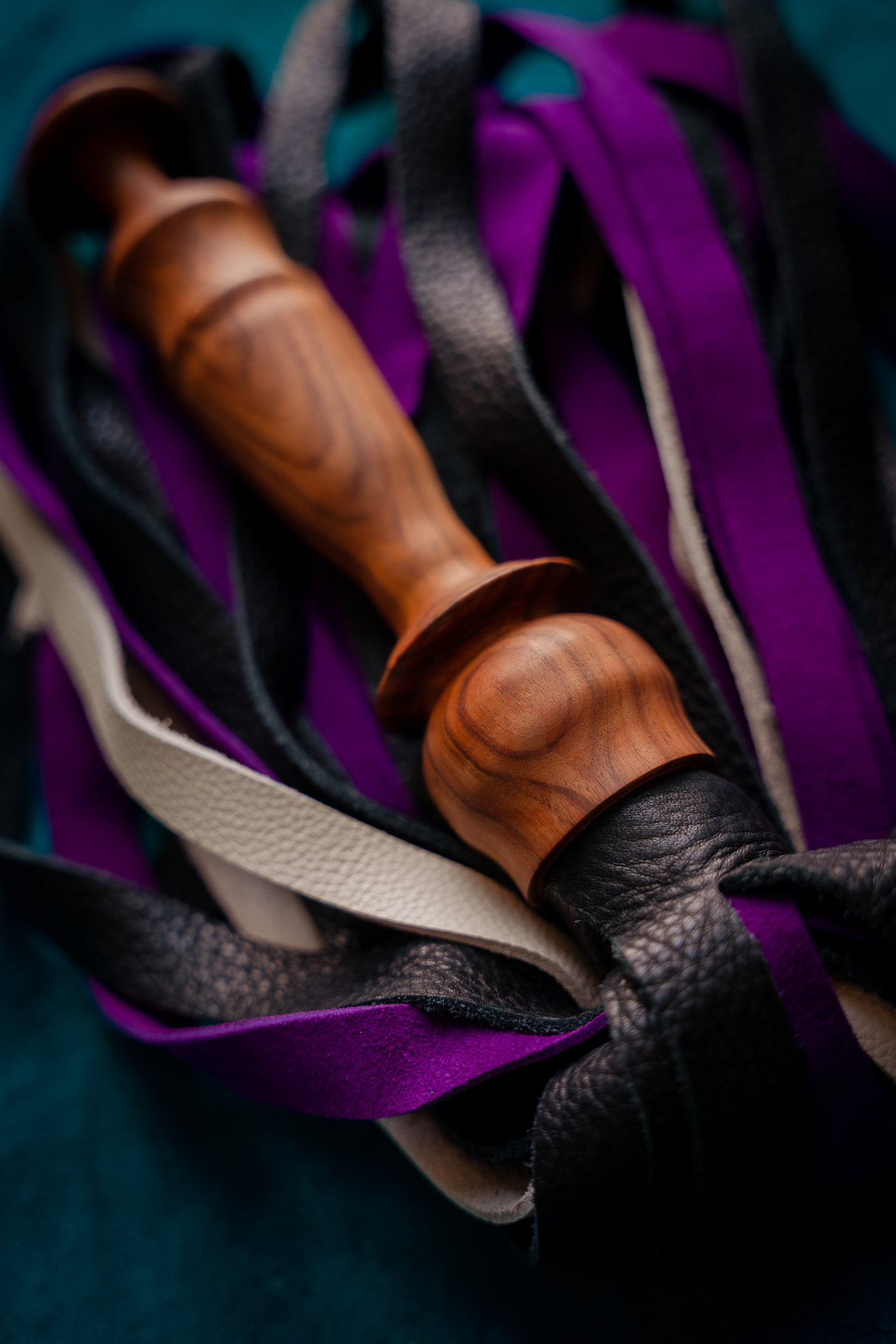 Flgr_  Rosewood _ black.purple.white