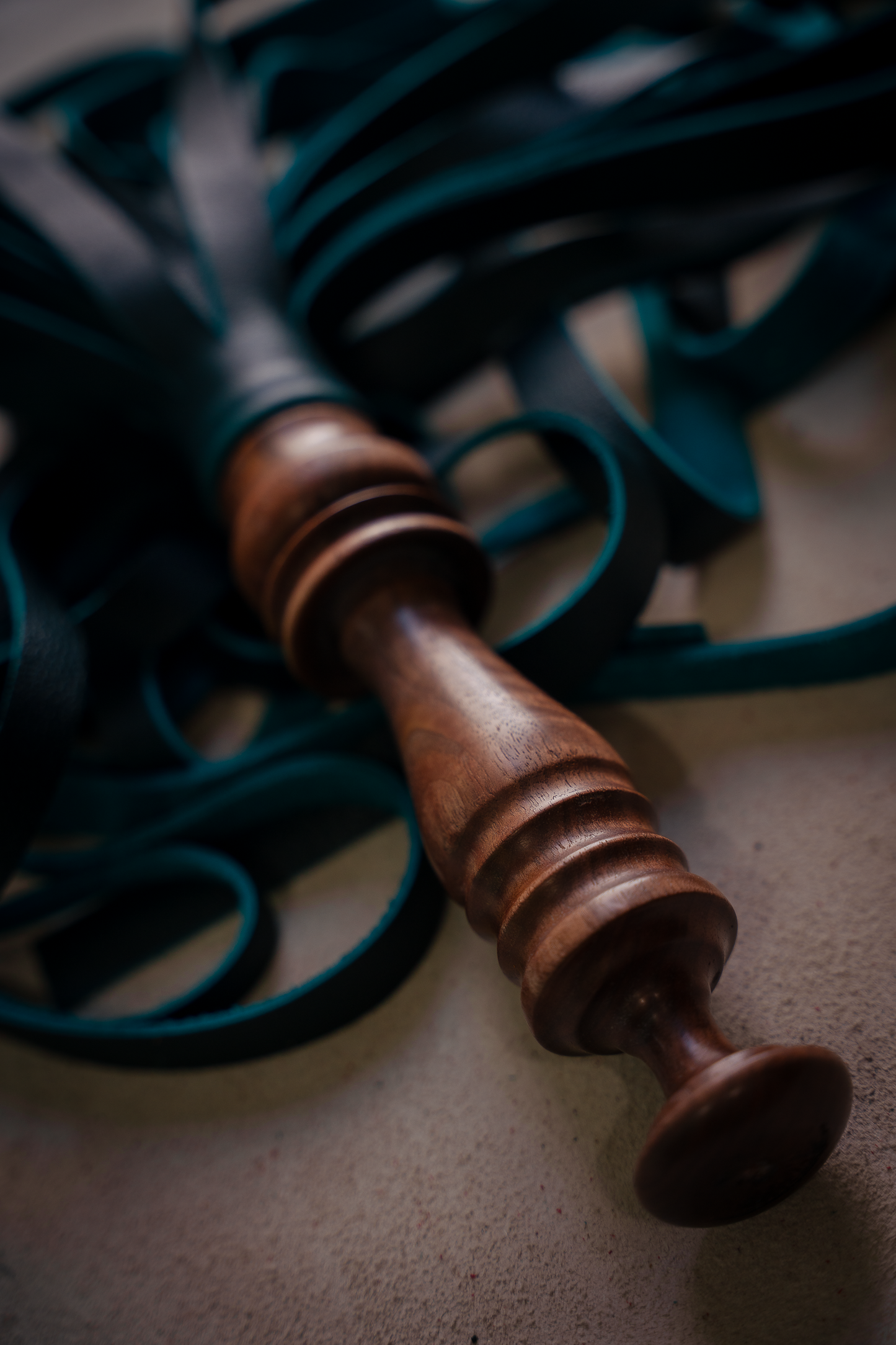 Flgr_  Walnut _ turquoise