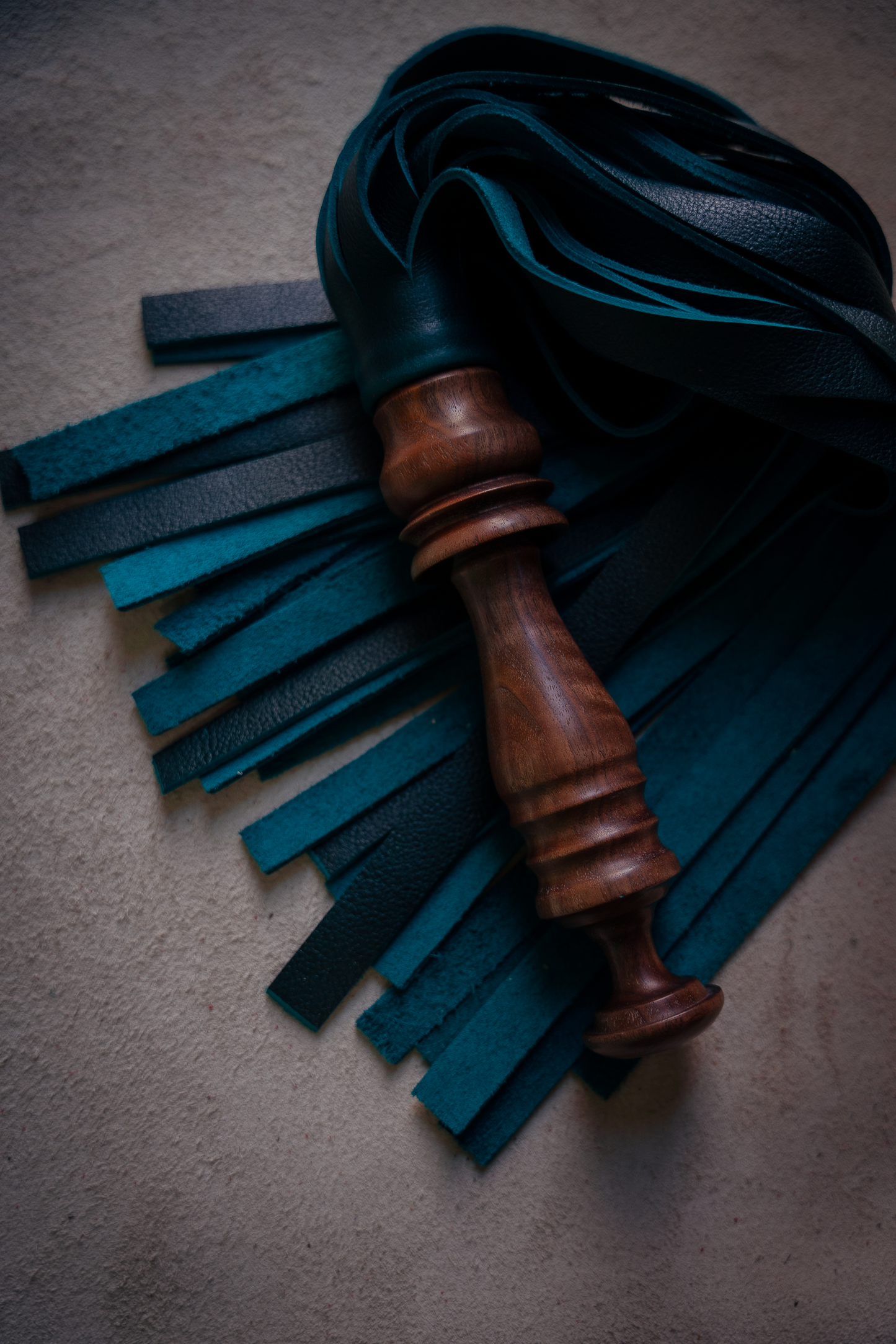 Flgr_  Walnut _ turquoise