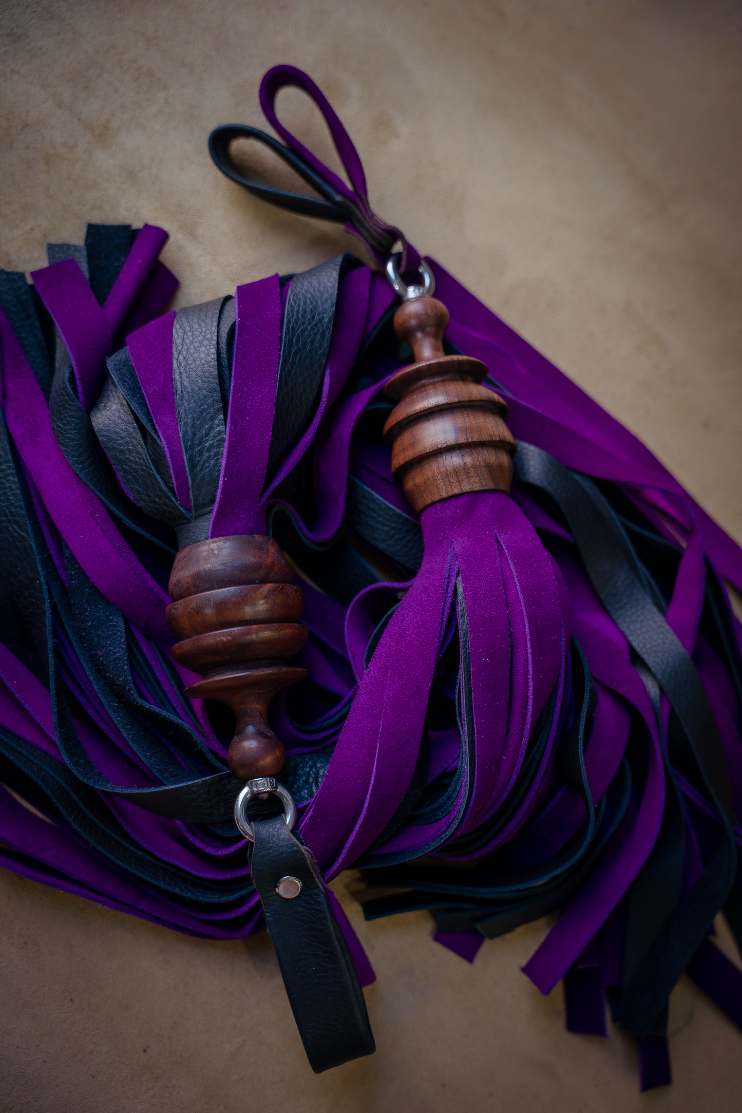 Fng_ Walnut_blk.purple