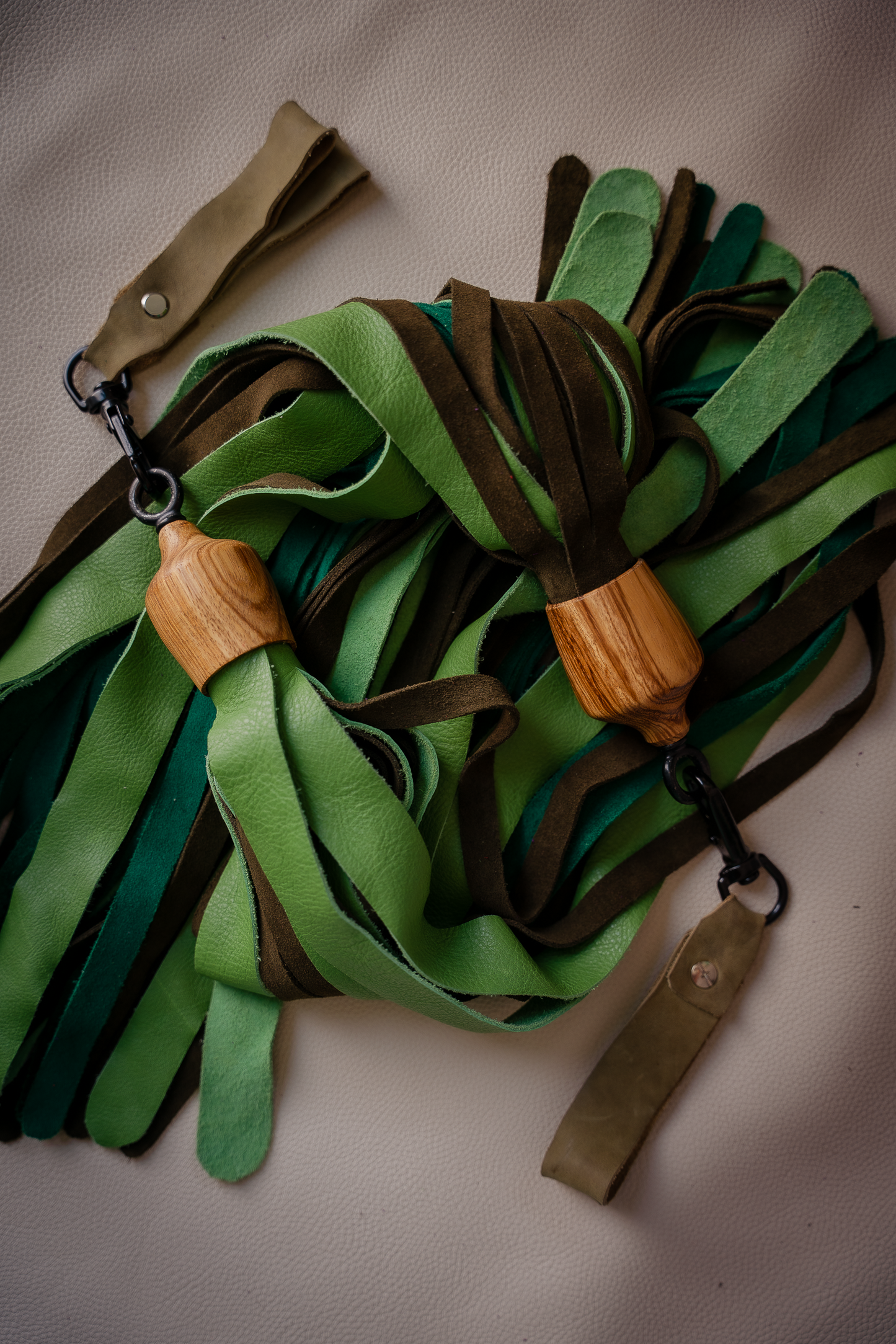 Fng_ Mahog_greens